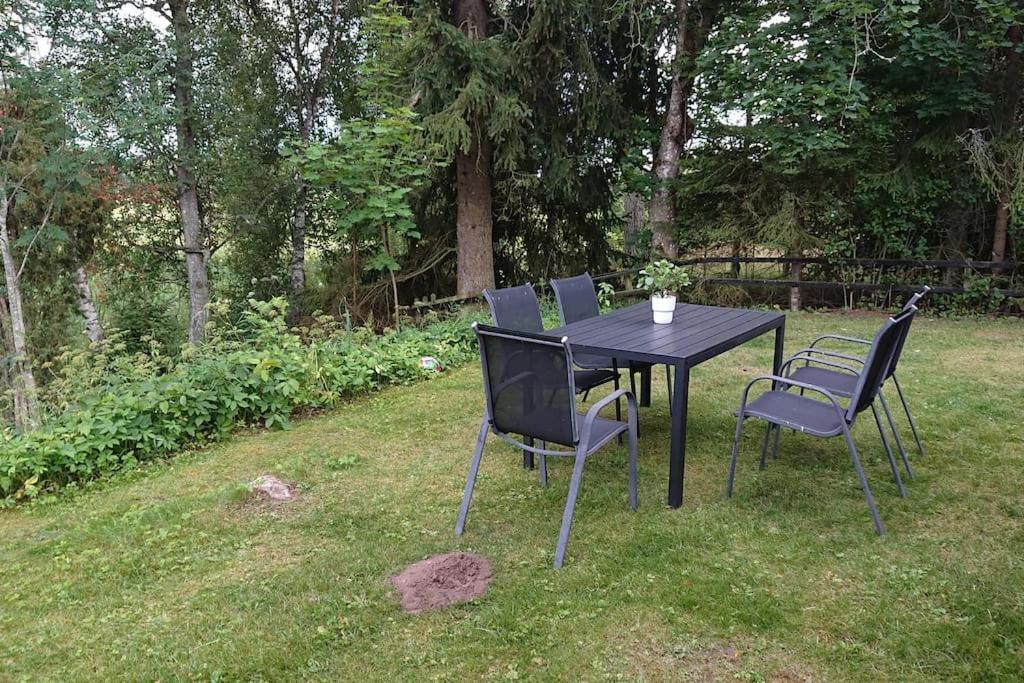 Stuga Vad Vatten Åsarp Zewnętrze zdjęcie